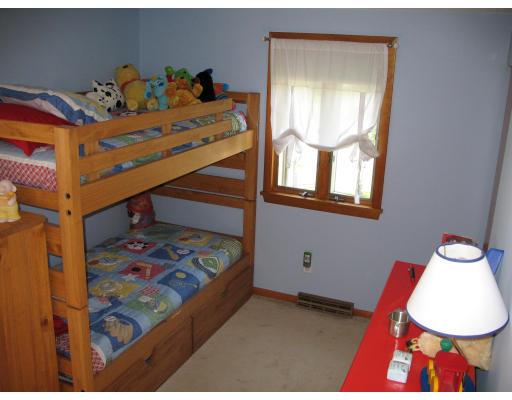 27 Plymouth Road Bellingham, MA 02019 - Photo 13 of 19 Gallery Image 13