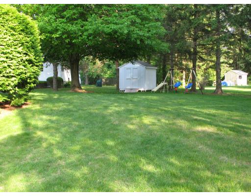 27 Plymouth Road Bellingham, MA 02019 - Photo 5 of 19 Gallery Image 5