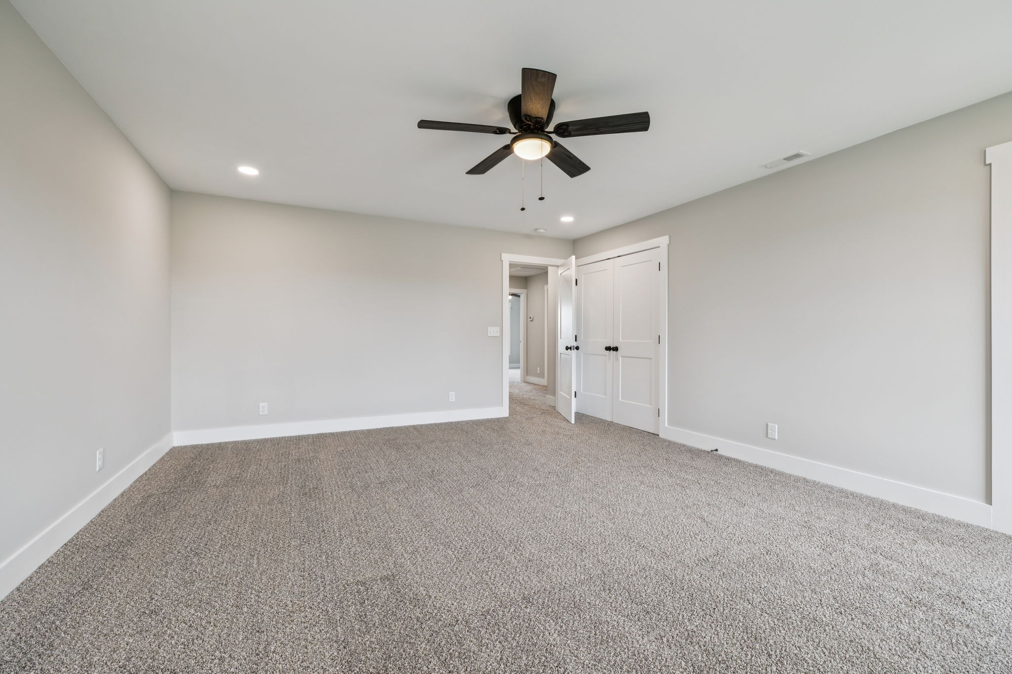700 Robinson Road Smithville, TN 37166 - Photo 23 of 36 a view of an empty room