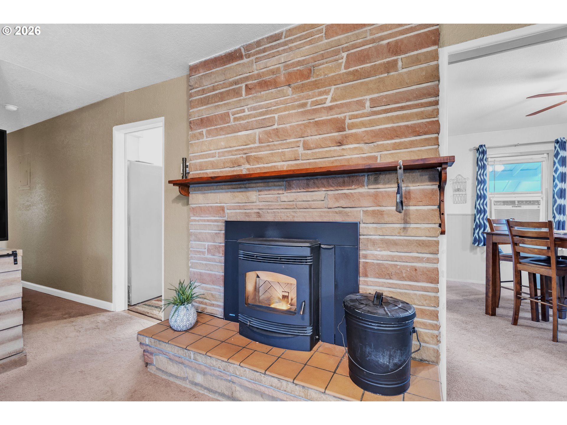 2035 Nonpareil Road Sutherlin, OR 97479 - Photo 9 of 48 Fireplace Pellet Stove