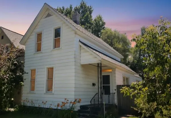$215,000 | 1006 Baldwin Street Southeast, Grand Rapids, MI 49506