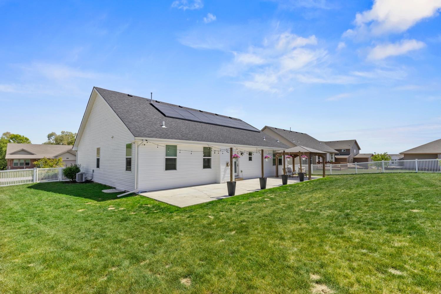9910 Lismore Road Roscoe, IL 61073 - Photo 25 of 26 Gallery Image 25