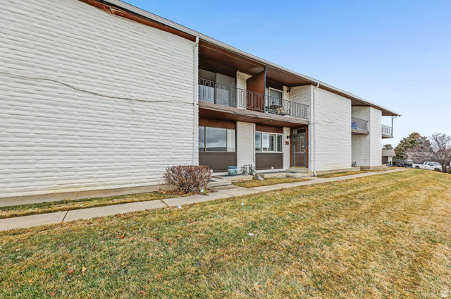 34 Benchmark Village Tooele, UT 84074 - Photo 26 of 35 View of apartment building / complex