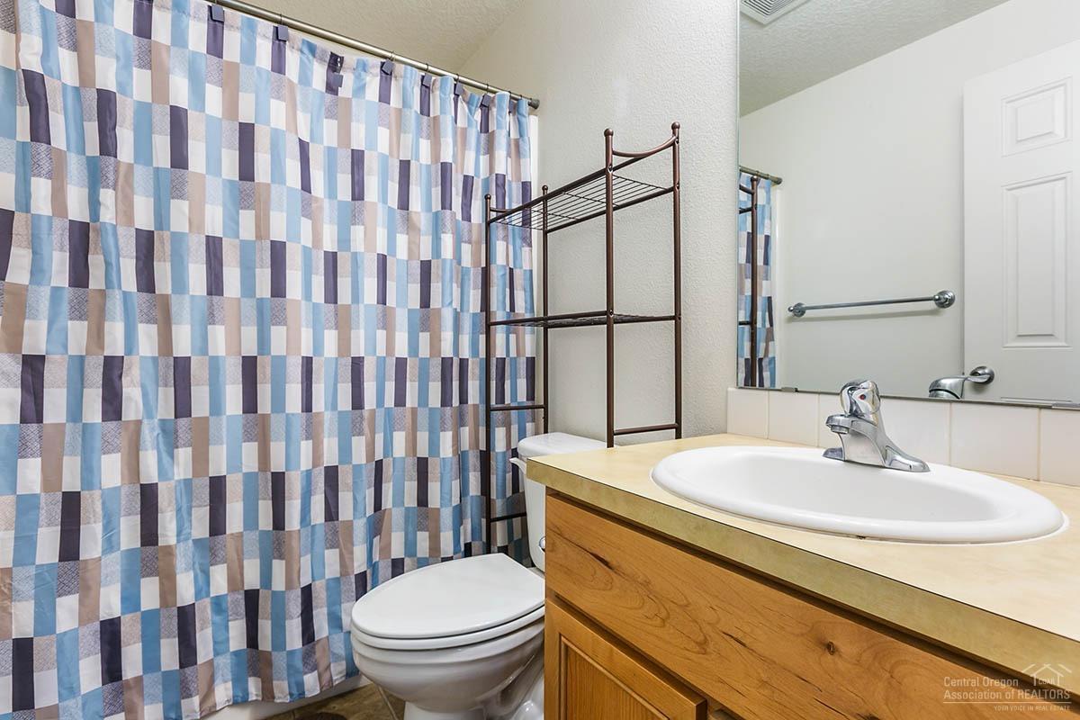 63165 Boyd Acres Road Bend, OR 97701 - Photo 10 of 14 Additional Photo
