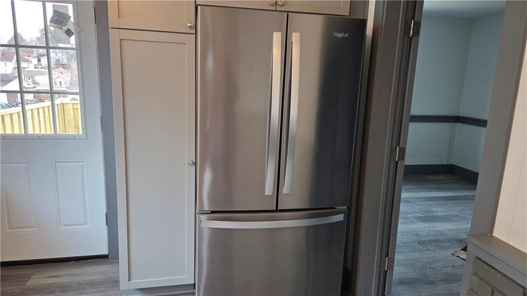 615 North Main Street Washington, PA 15301 - Photo 4 of 26 New ss appliances