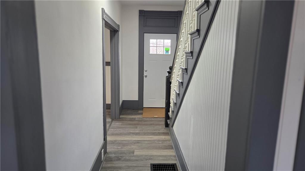 615 North Main Street Washington, PA 15301 - Photo 10 of 26 Hallway