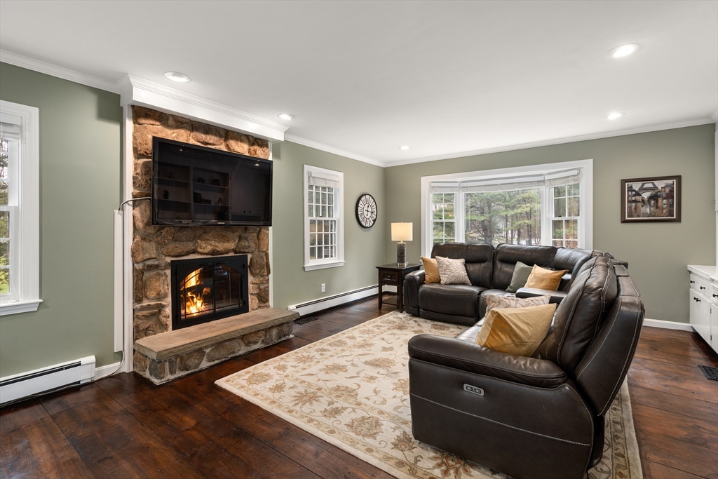 6 Chanticleer Road Sudbury, MA 01776 - Photo 5 of 42