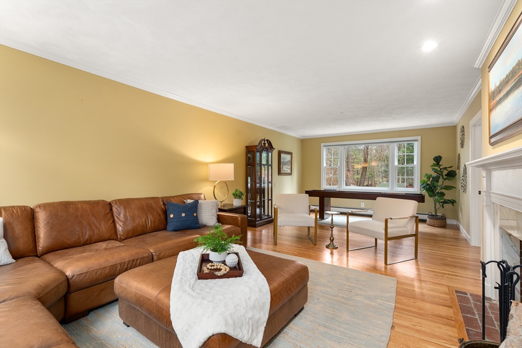 6 Chanticleer Road Sudbury, MA 01776 - Photo 7 of 42