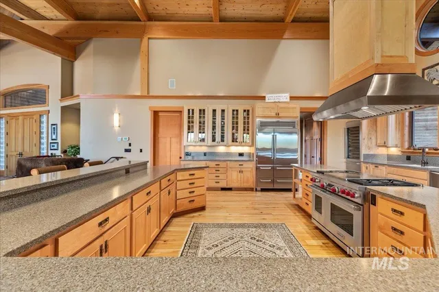 $4,700,000 | 62924 Wolf Creek Lane, North Powder, OR 97867