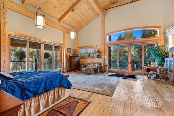 $4,700,000 | 62924 Wolf Creek Lane, North Powder, OR 97867