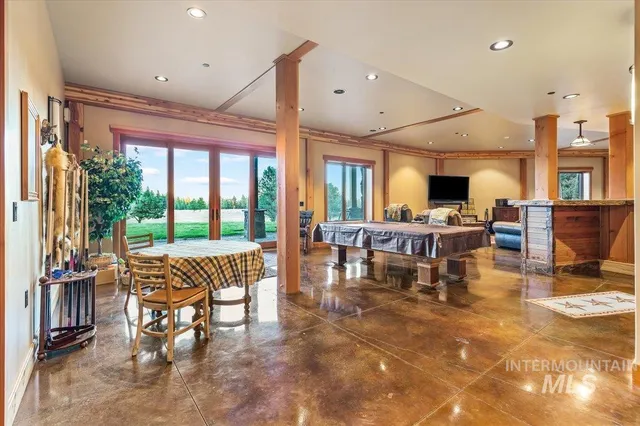 $4,700,000 | 62924 Wolf Creek Lane, North Powder, OR 97867