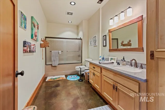 $4,700,000 | 62924 Wolf Creek Lane, North Powder, OR 97867