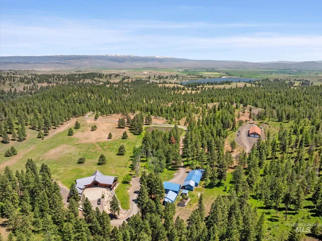 $4,700,000 | 62924 Wolf Creek Lane, North Powder, OR 97867