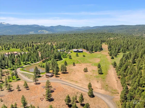$4,700,000 | 62924 Wolf Creek Lane, North Powder, OR 97867