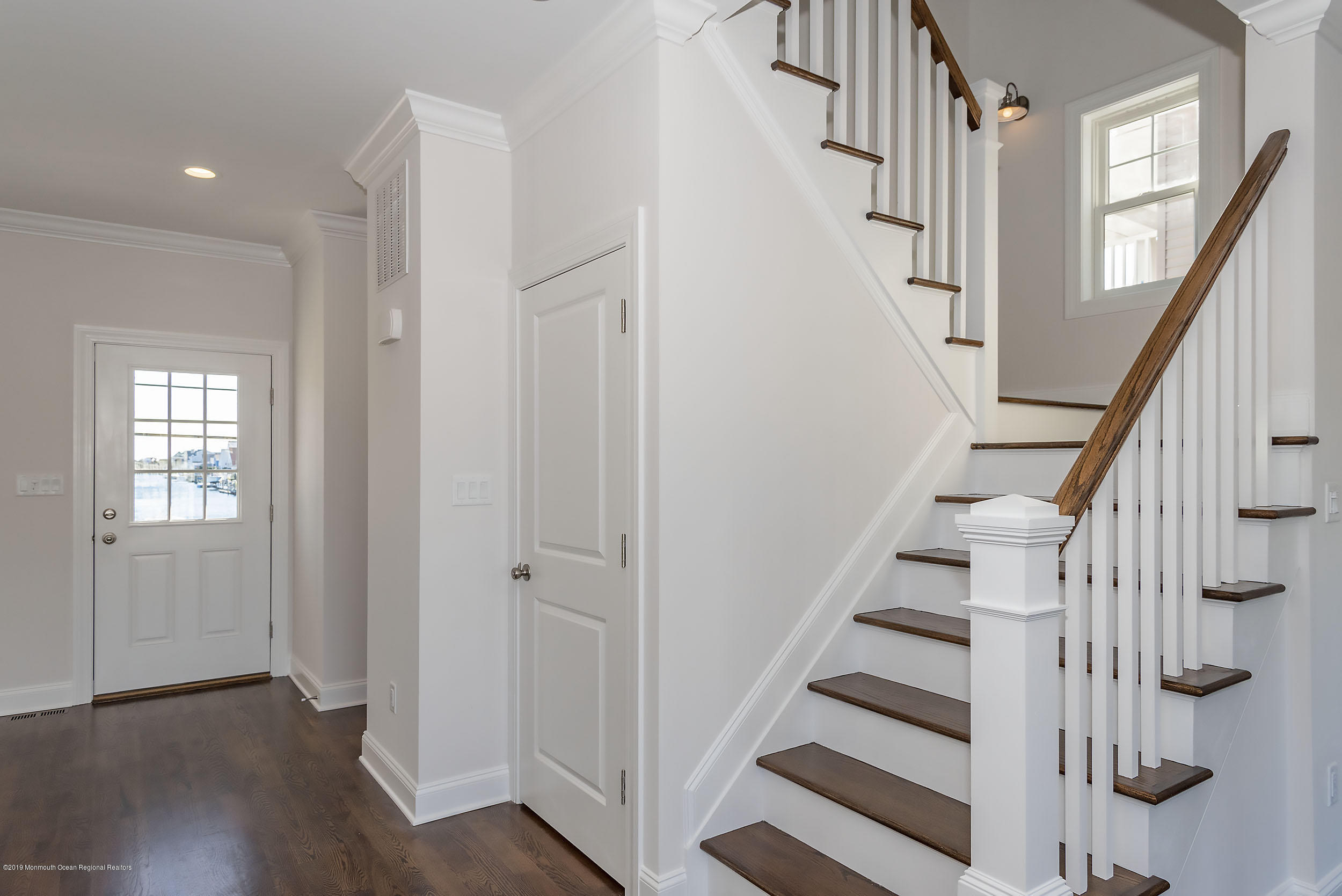 741 Drum Point Road Brick, NJ 08723 - Photo 26 of 38 Foyer