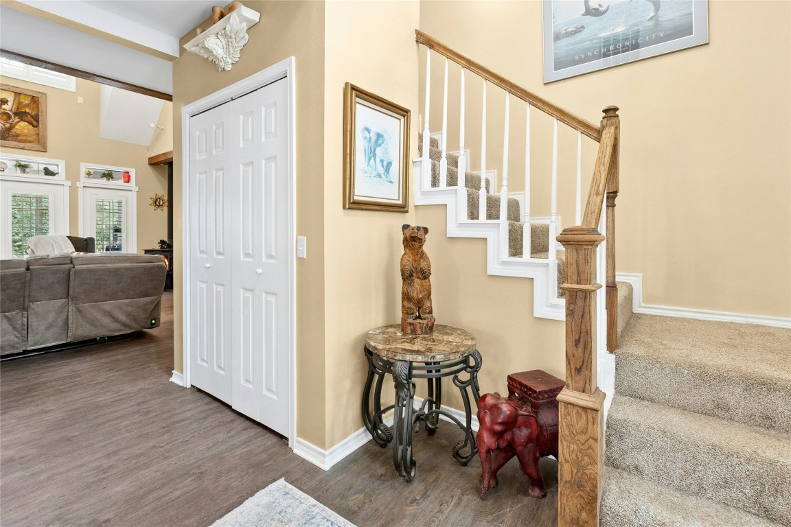 412 Woody Hollow Road Luling, TX 78648 - Photo 15 of 39 a view of front door with furniture and rug floor