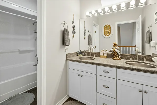 $889,900 | 412 Woody Hollow Road, Luling, TX 78648