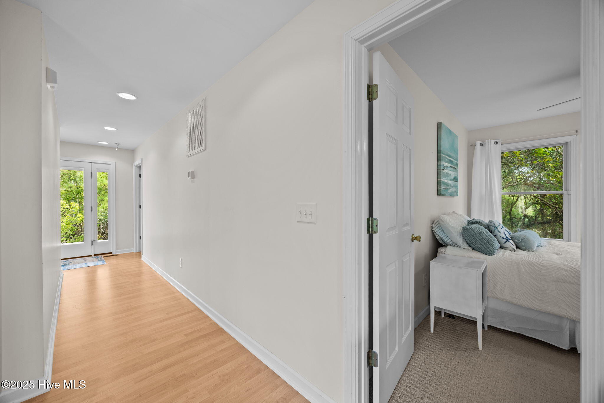 514 Robin Lane Corolla, NC 27927 - Photo 16 of 31 19-web-or-mls-IMG_9071