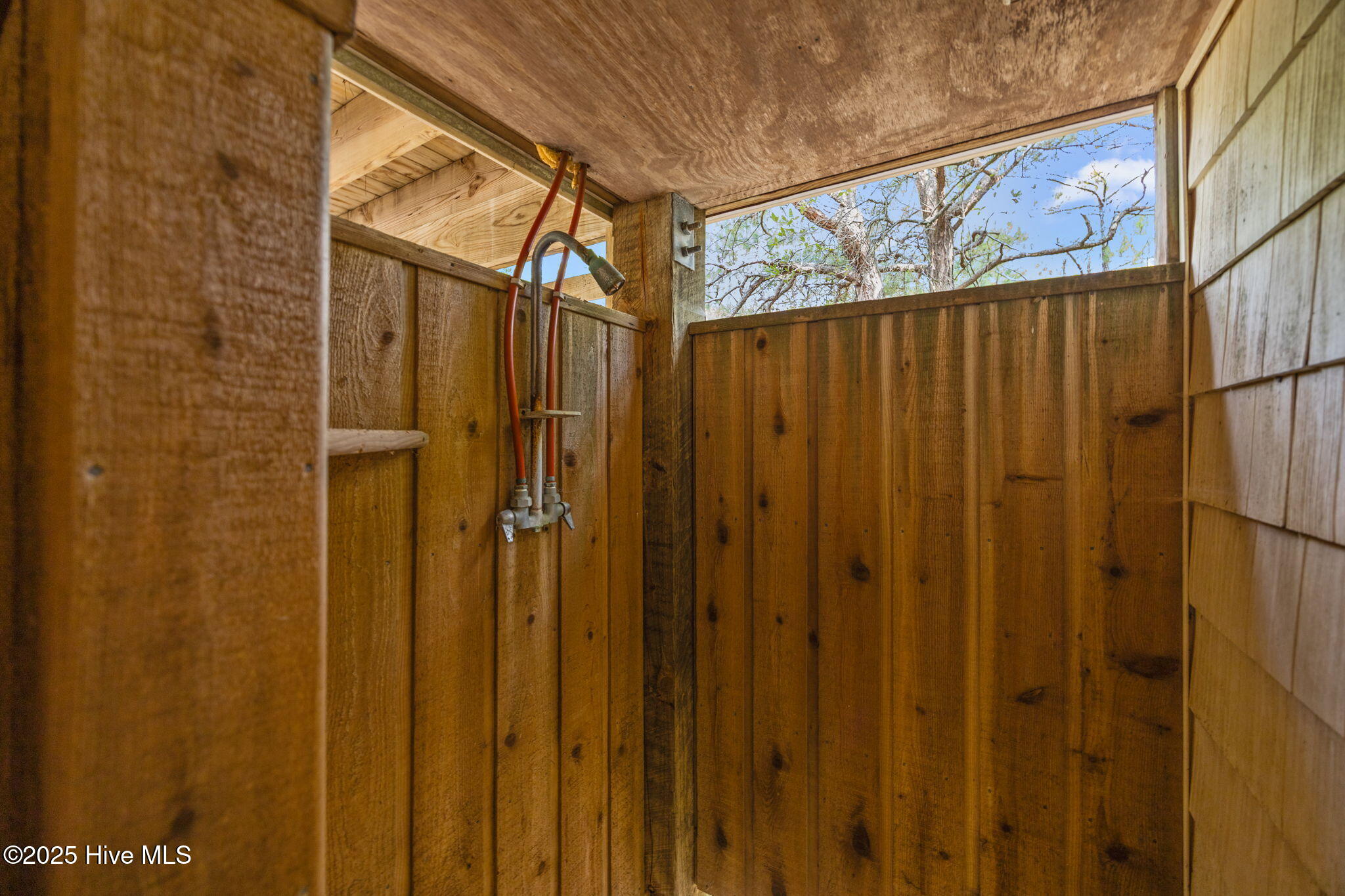 514 Robin Lane Corolla, NC 27927 - Photo 27 of 31 52-web-or-mls-IMG_9204