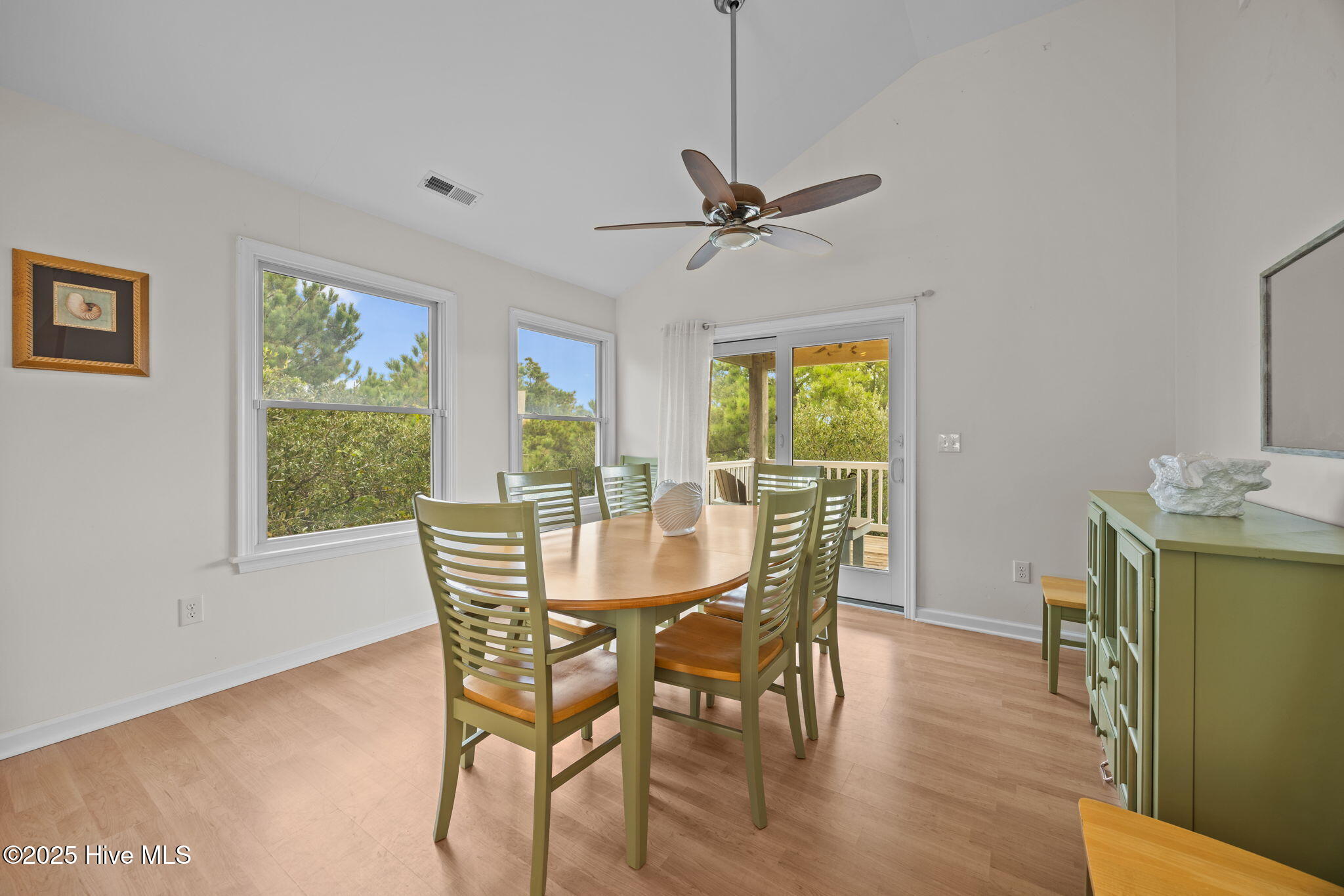 514 Robin Lane Corolla, NC 27927 - Photo 6 of 31 42-web-or-mls-IMG_9173