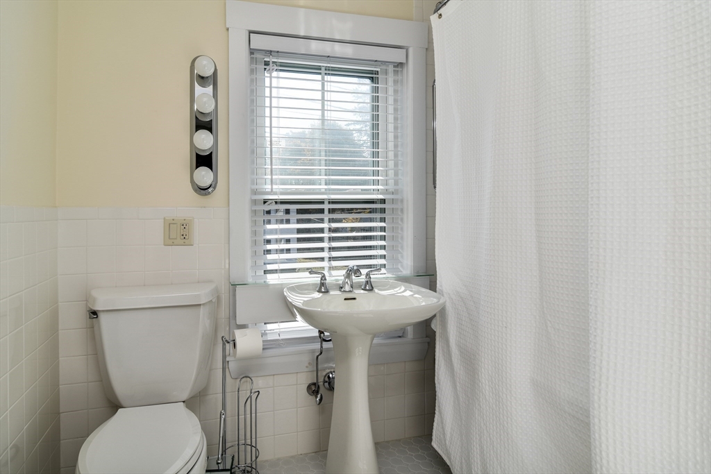 110 Main Street, Unit 2 Hopkinton, MA 01748 - Photo 11 of 26