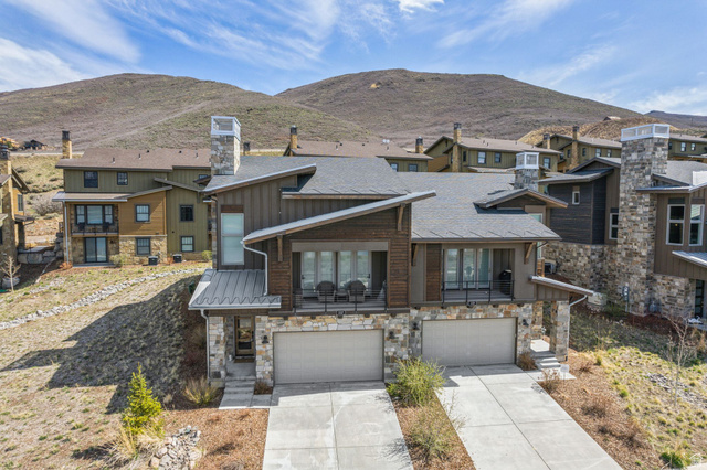 337 East Overlook Loop Hideout, UT 84036 - Photo 5 of 56