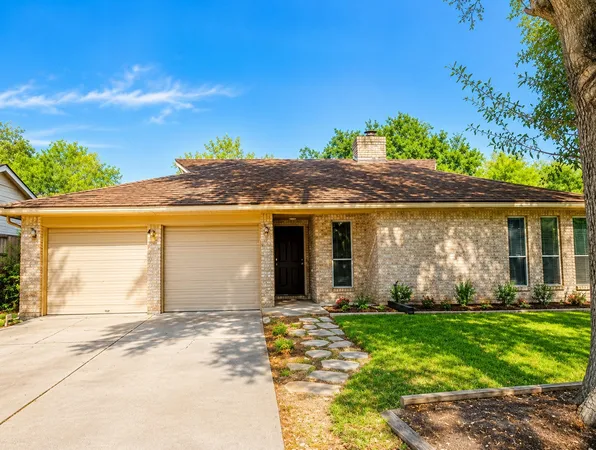 $1,800 | 6622 Castleview Lane, Houston, TX 77489