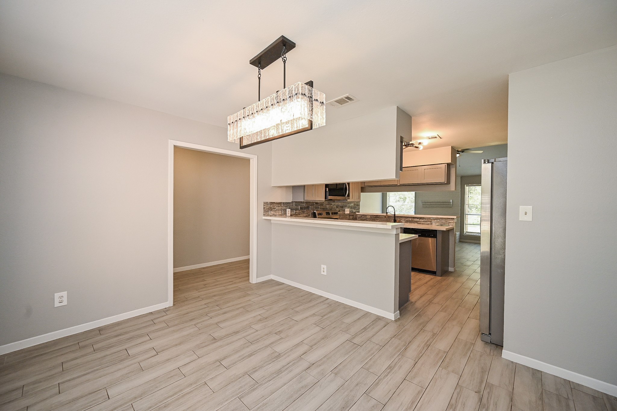 23019 Bridgewater Drive Spring, TX 77373 - Photo 4 of 16