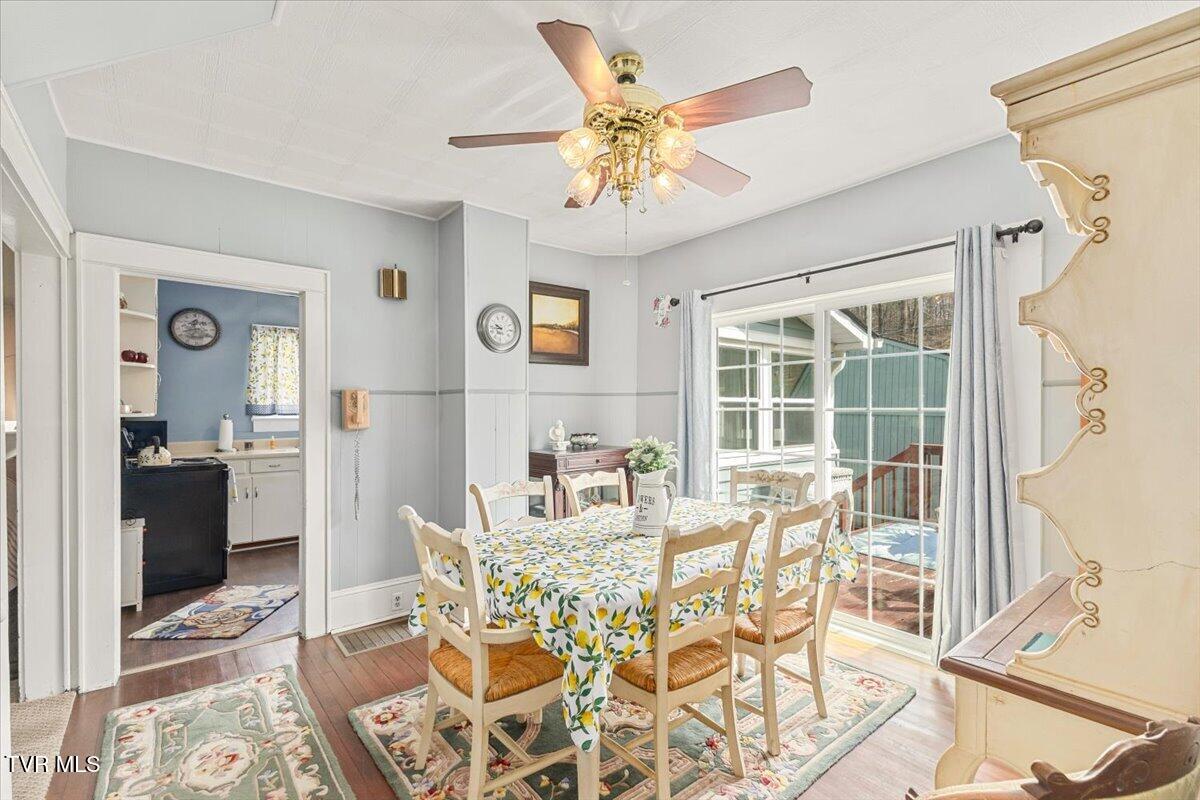 752 North Main Avenue Erwin, TN 37650 - Photo 20 of 39 23-128A6143