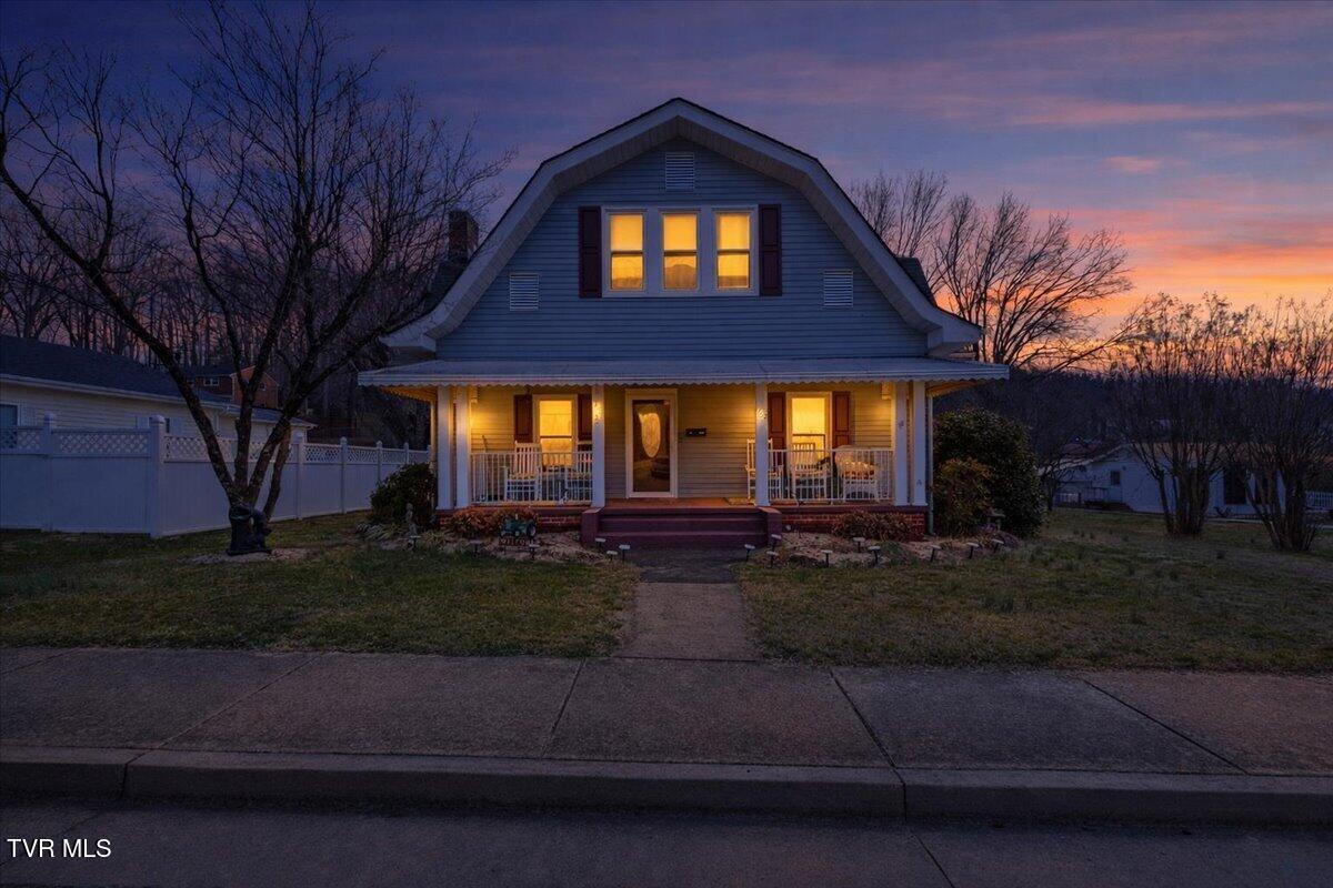 752 North Main Avenue Erwin, TN 37650 - Photo 2 of 39 01-DTD