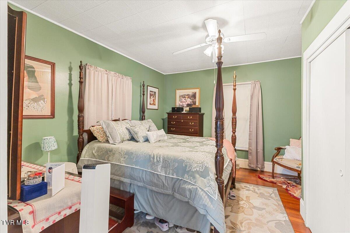 752 North Main Avenue Erwin, TN 37650 - Photo 24 of 39 28-128A6170