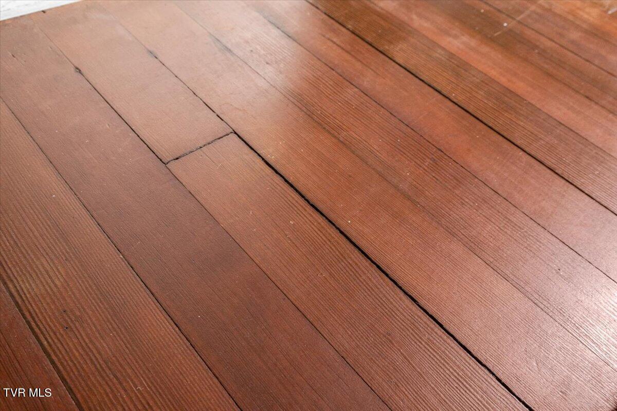 752 North Main Avenue Erwin, TN 37650 - Photo 36 of 39 40-128A6204