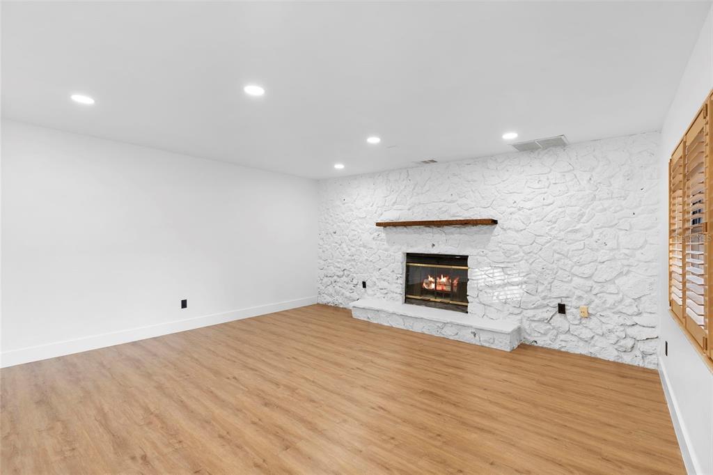 111 Main Street Windermere, FL 34786 - Photo 9 of 41 Gallery Image 9