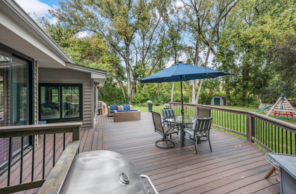 9740 67th Avenue North Maple Grove, MN 55369 - Photo 7 of 42