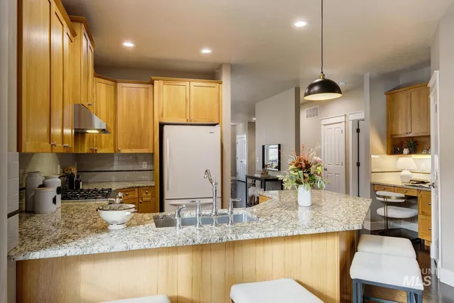 $635,000 | 5855 West Farm Mkt Road, Garden City, ID 83714