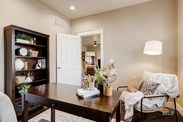 $635,000 | 5855 West Farm Mkt Road, Garden City, ID 83714