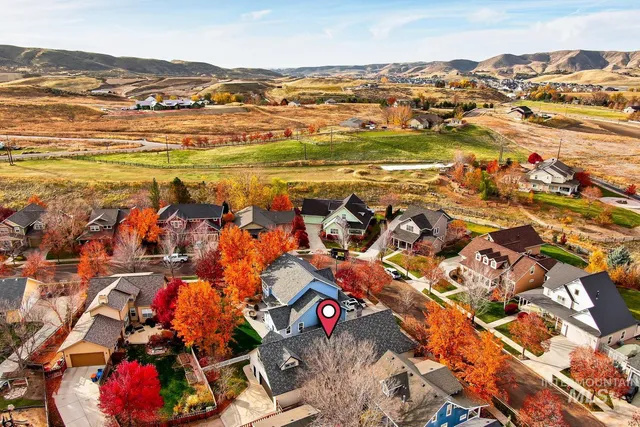 $635,000 | 5855 West Farm Mkt Road, Garden City, ID 83714