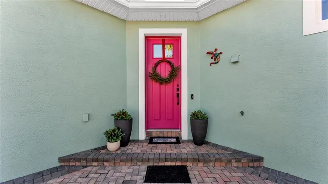 a view of a entryway