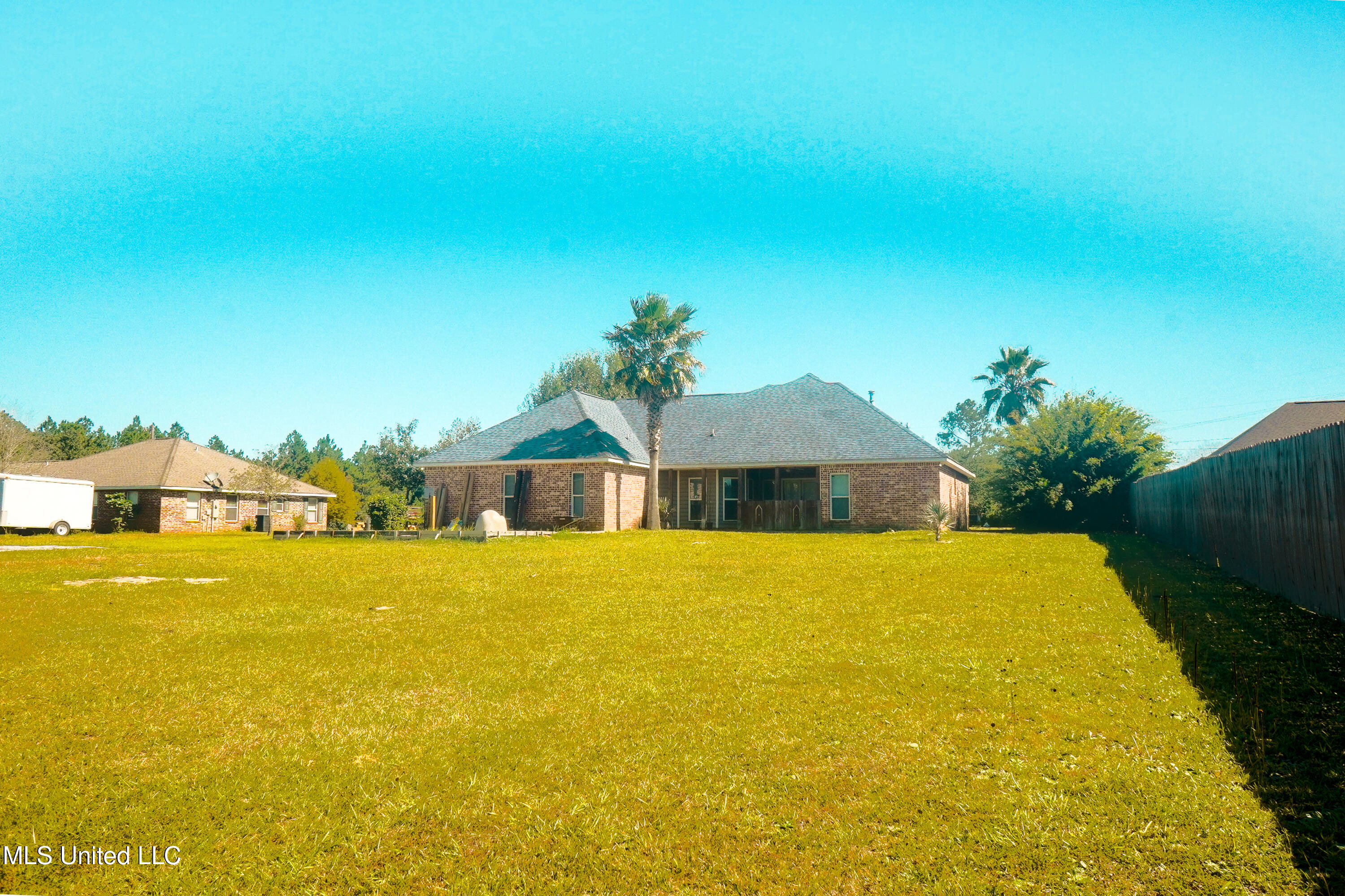 21797 Ridgeview Drive Saucier, MS 39574 - Photo 2 of 18 back yard