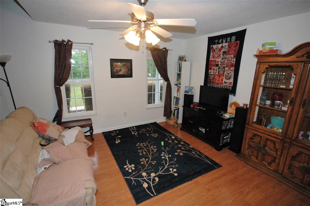 103 Rockingham Road Seneca, SC 29672 - Photo 6 of 25 Gallery Image 6
