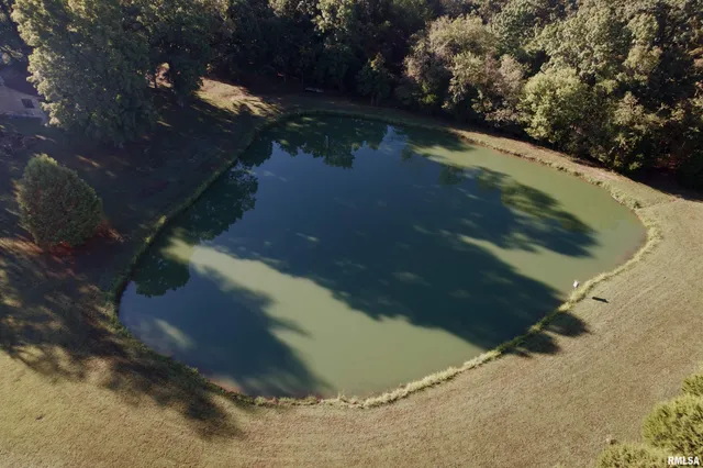 $390,000 | 4490 Brushy Creek Church Road, Galatia, IL 62935