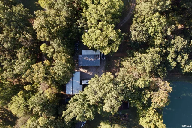 $390,000 | 4490 Brushy Creek Church Road, Galatia, IL 62935