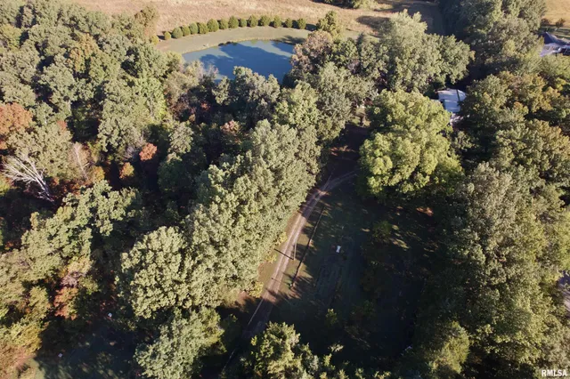 $390,000 | 4490 Brushy Creek Church Road, Galatia, IL 62935