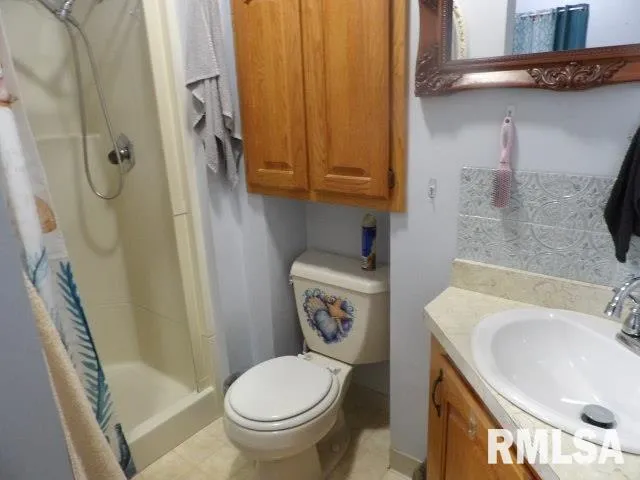 $390,000 | 4490 Brushy Creek Church Road, Galatia, IL 62935