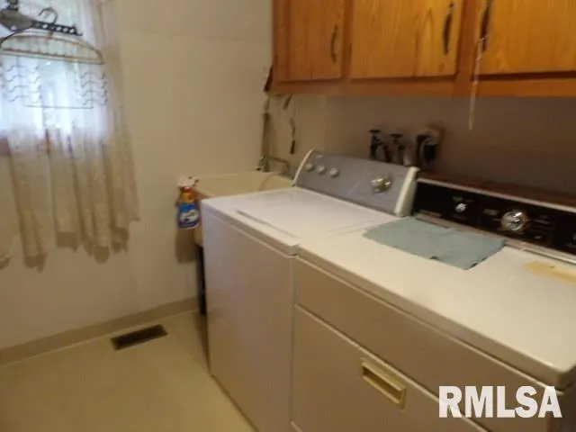 $390,000 | 4490 Brushy Creek Church Road, Galatia, IL 62935