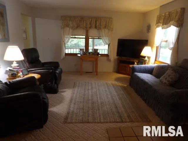 $390,000 | 4490 Brushy Creek Church Road, Galatia, IL 62935