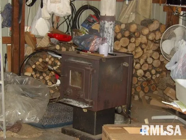 $390,000 | 4490 Brushy Creek Church Road, Galatia, IL 62935