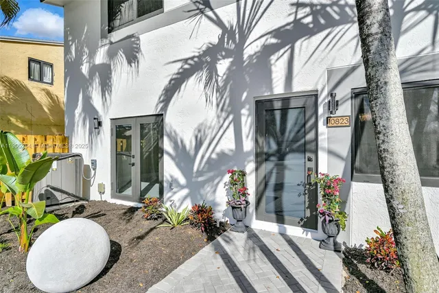 a view of washer and dryer