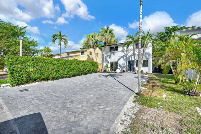 $719,900 | 10823 Southwest 147th Court, Miami, FL 33196