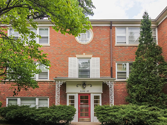 2543 Bennett Avenue, Unit 2 Evanston, IL 60201 - Photo 1 of 13
